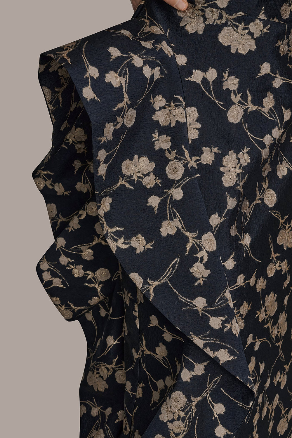 Donna Karan | STRAPLESS FLORAL RUFFLED HIGH-SPLIT GOWN