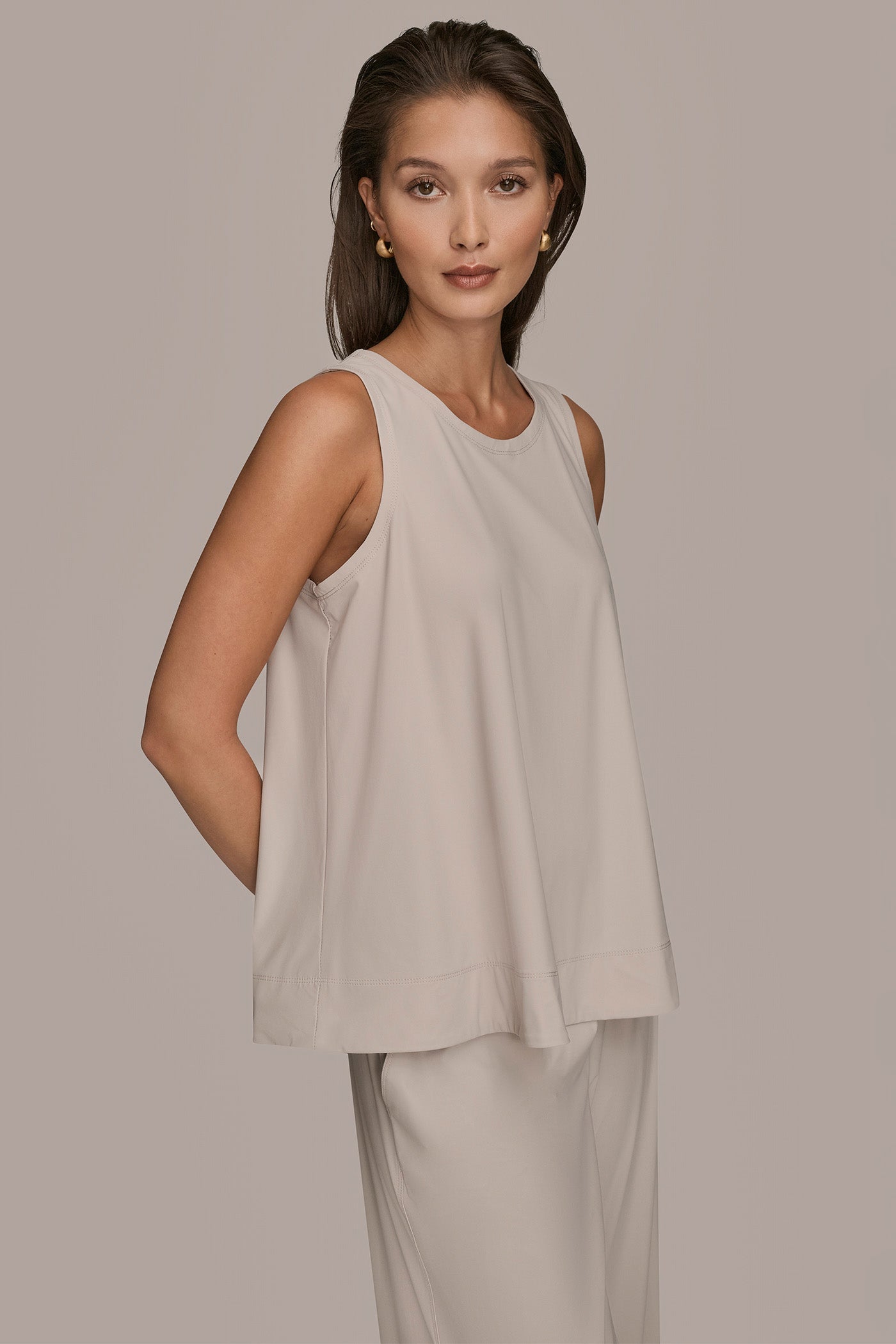 Donna Karan | THE MODERN TRAVEL SLEEVELESS SWING TANK