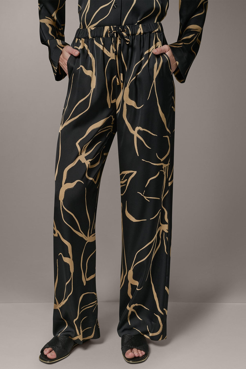 Donna Karan | EXTRA HIGH-RISE WIDE-LEG PULL-ON PANT