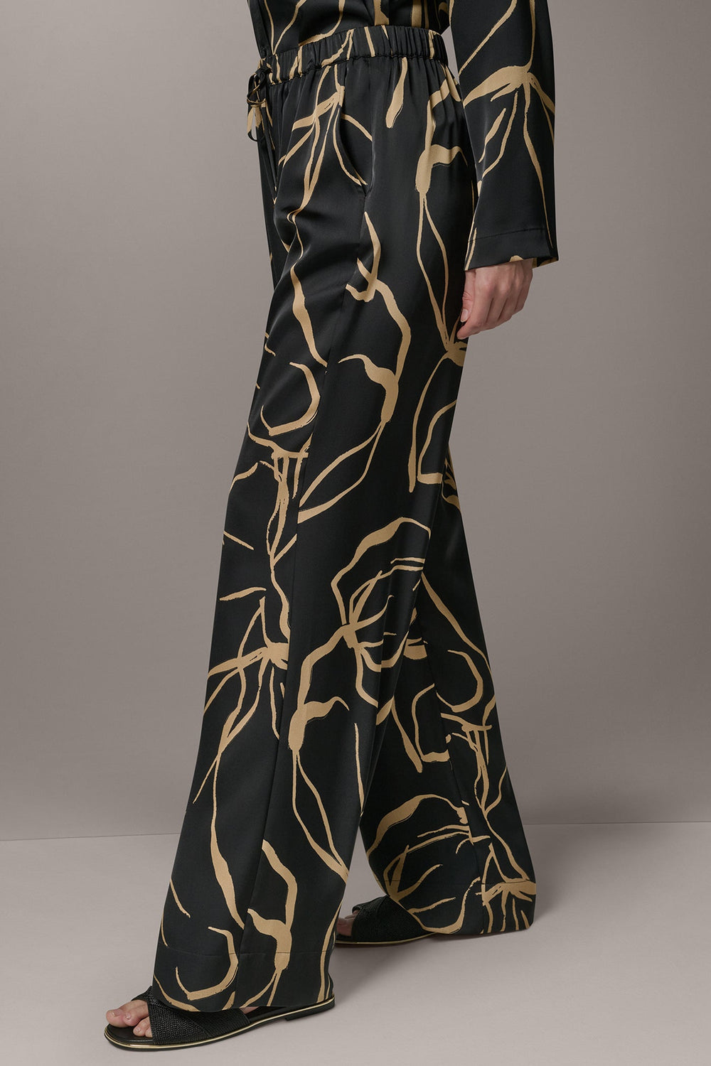 Donna Karan | EXTRA HIGH-RISE WIDE-LEG PULL-ON PANT