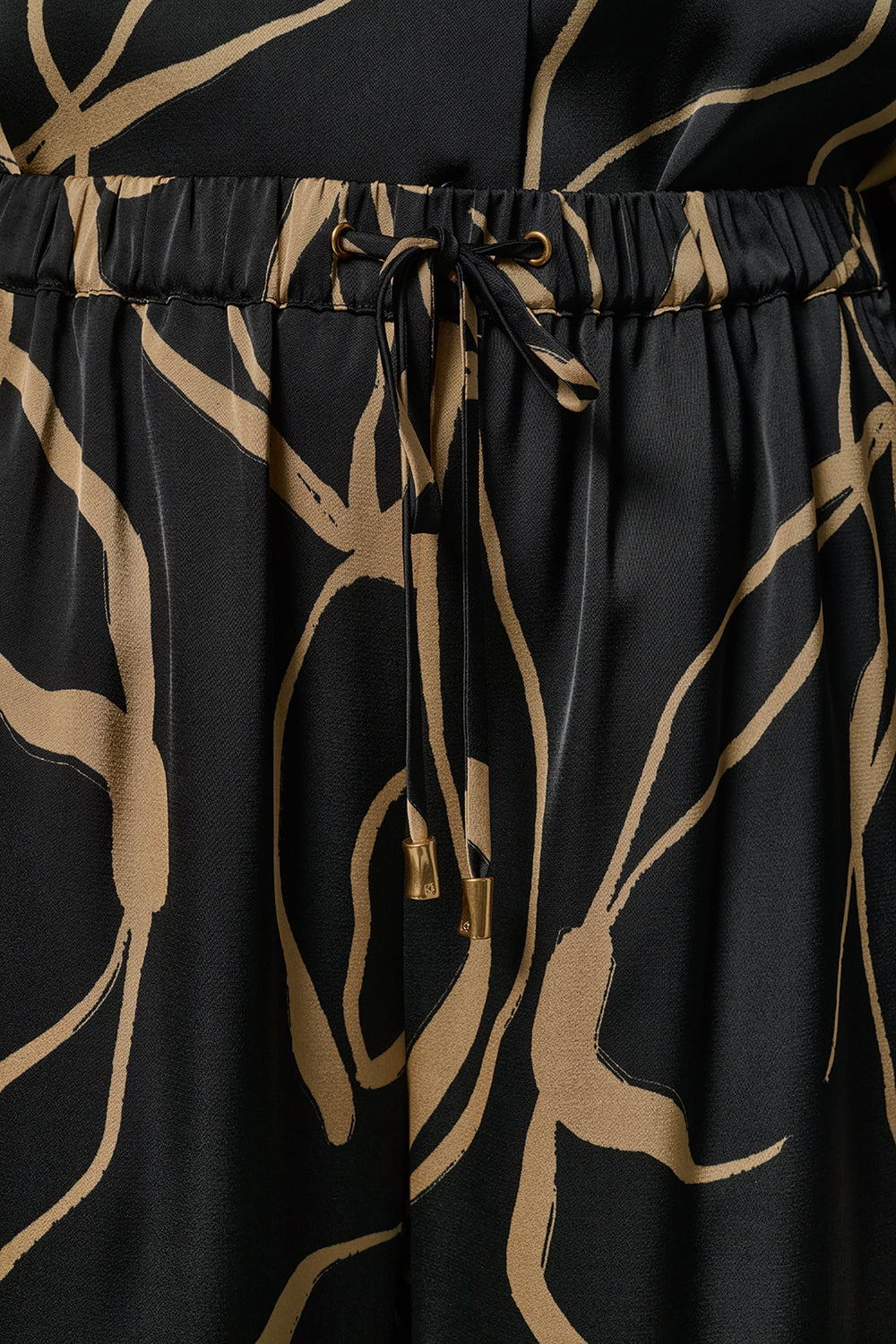 Donna Karan | EXTRA HIGH-RISE WIDE-LEG PULL-ON PANT