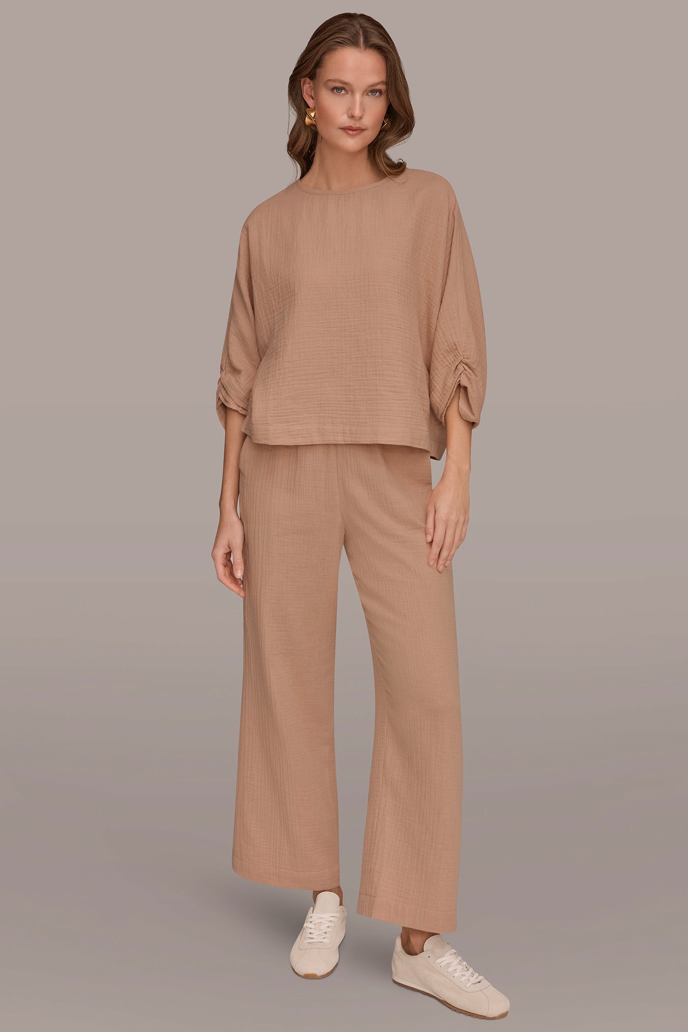 Donna Karan | 3/4 SLEEVE TWIST CUFF BLOUSE