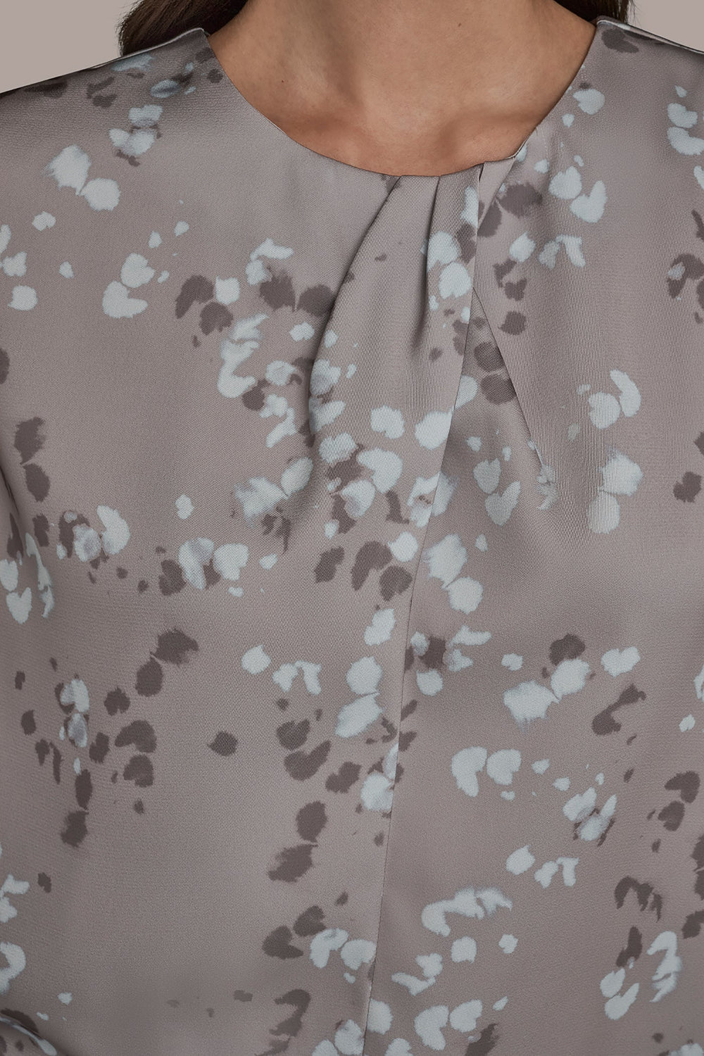 Donna Karan | FLORAL CAP SLEEVE TWIST BLOUSE