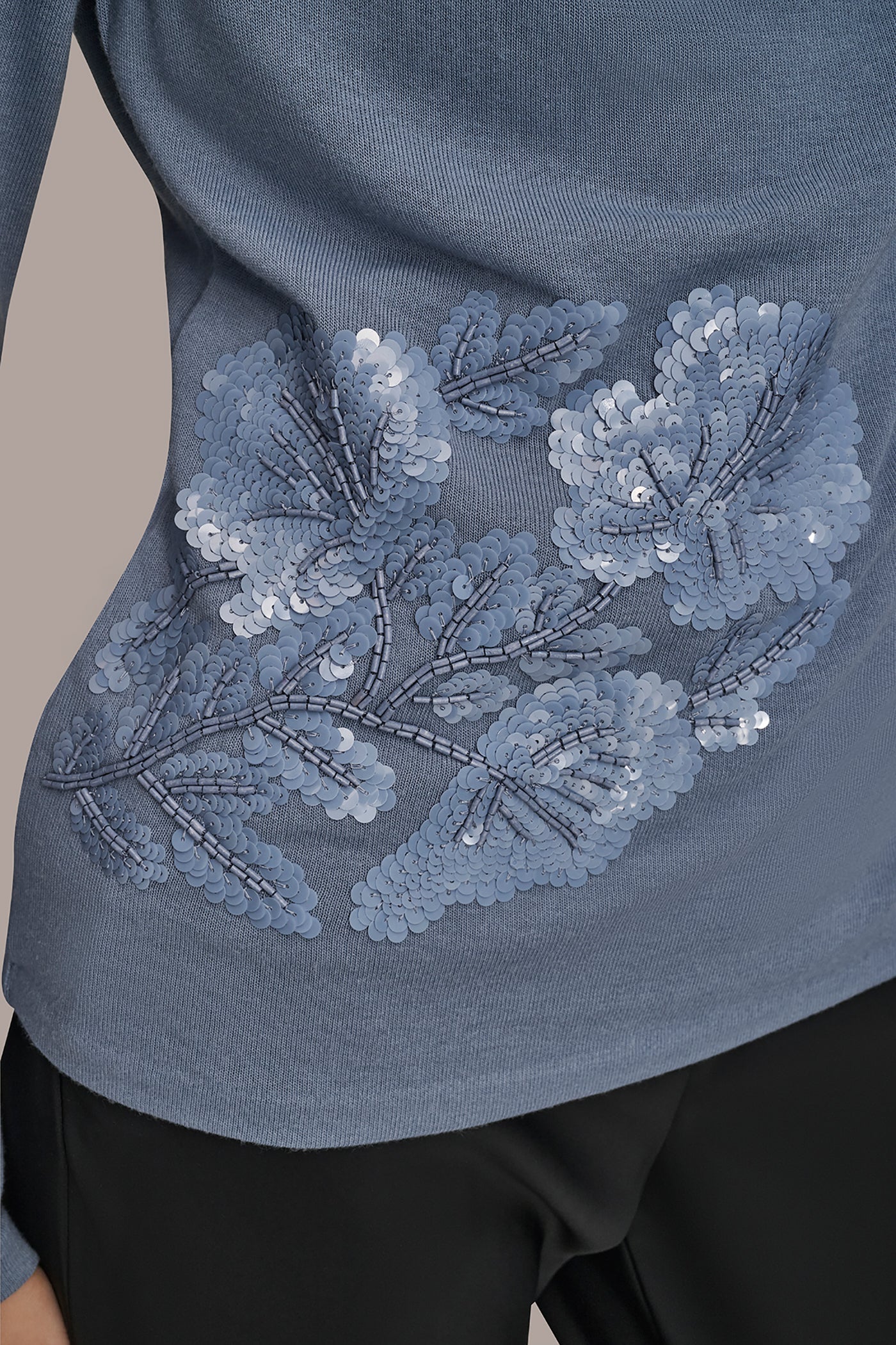 Donna Karan | LONG-SLEEVE COWL-NECK FLORAL TOP