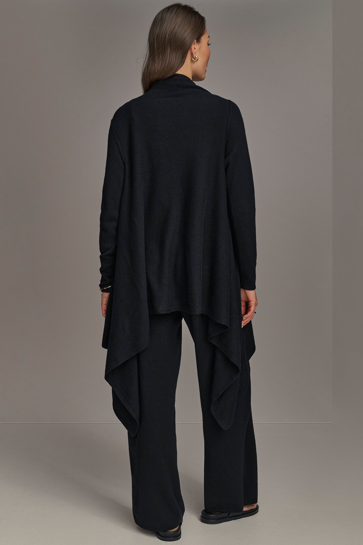 Donna Karan | CASHMERE LONG SLEEVE CARDIGAN