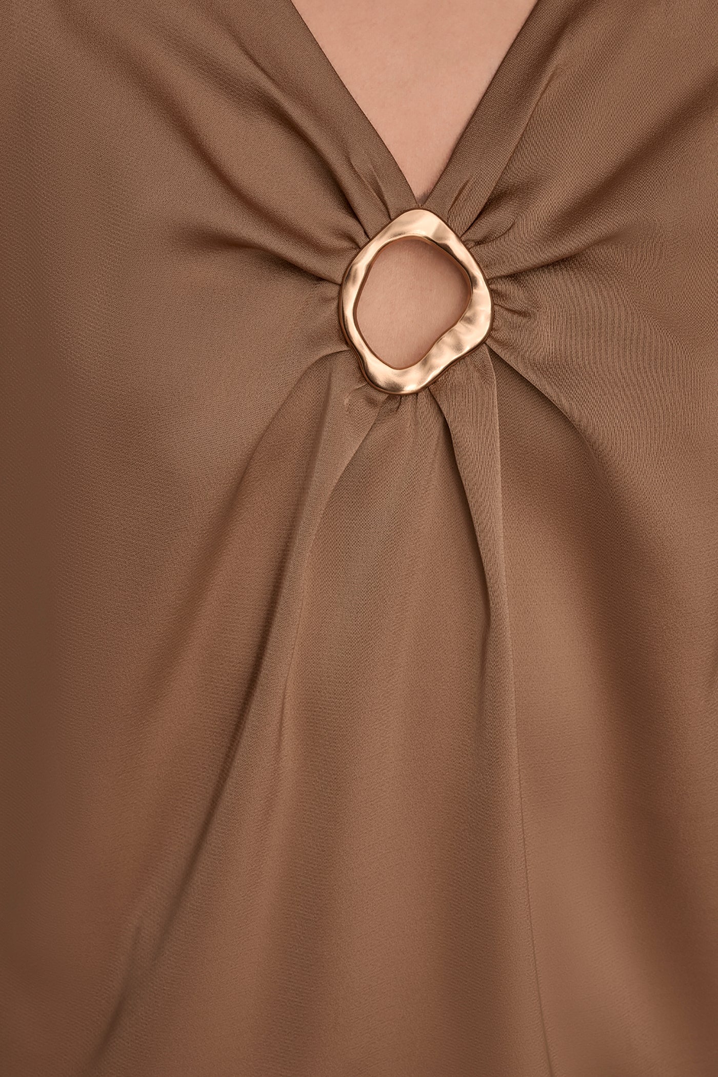 Donna Karan | LONG SLEEVE RING V-NECK BLOUSE
