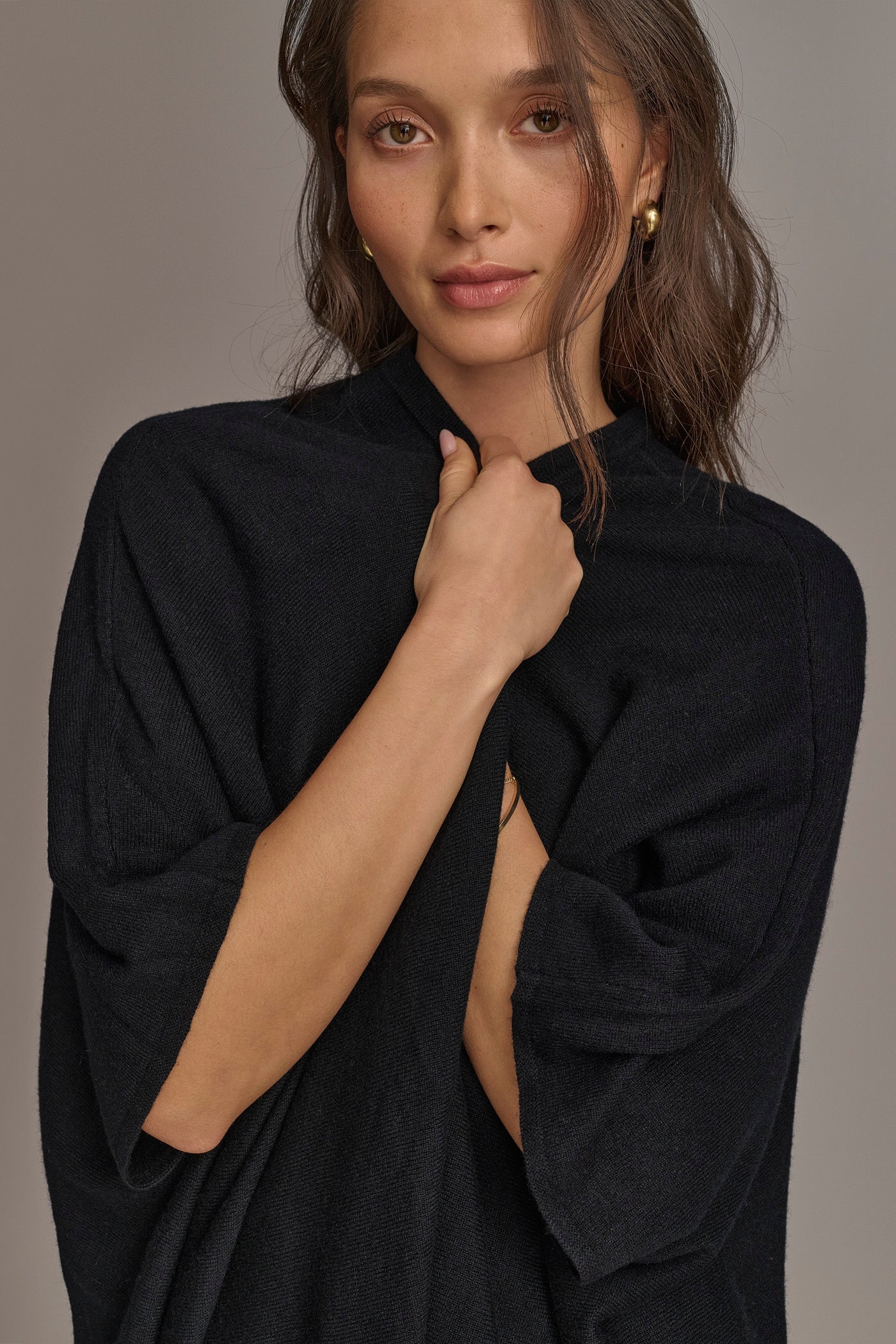 Donna Karan | CASHMERE SHORT SLEEVE CARDIGAN