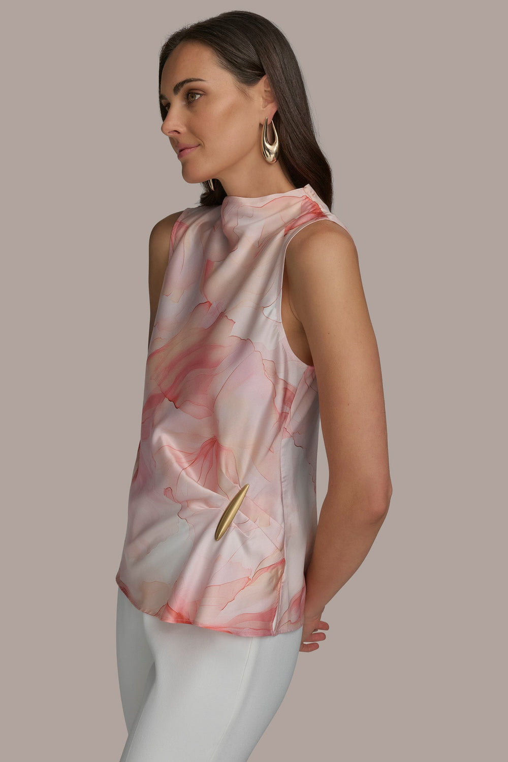 Donna Karan | PART SLEEVELESS WITH HARDWARE WAIST