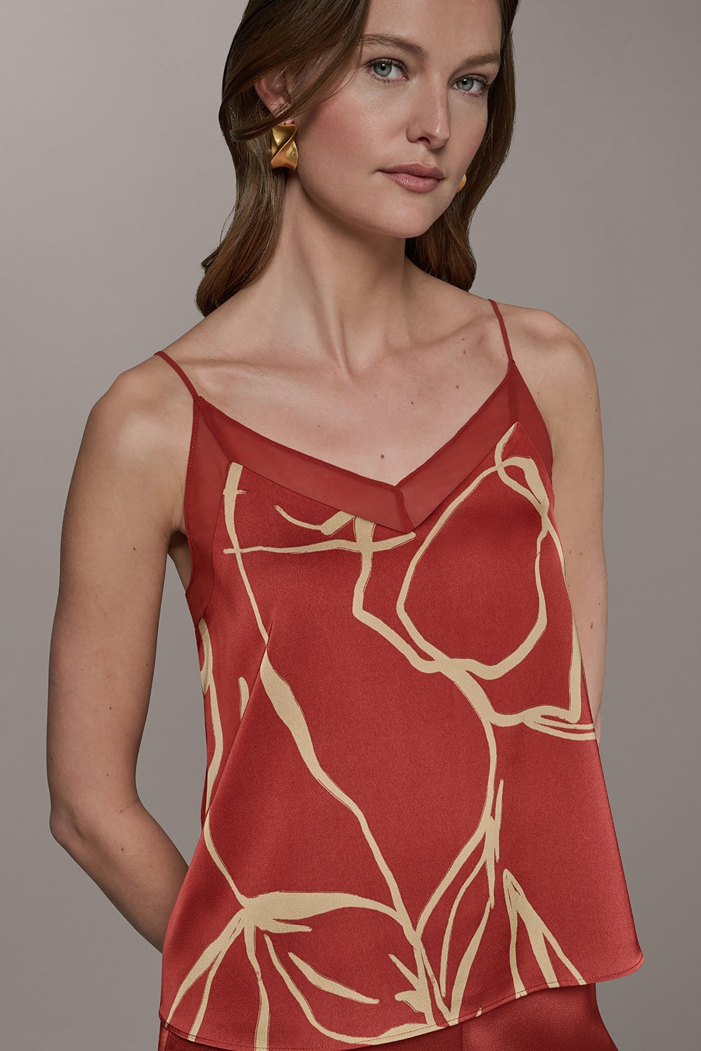 Donna Karan | SLEEVELESS V-NECK PRINT CAMI