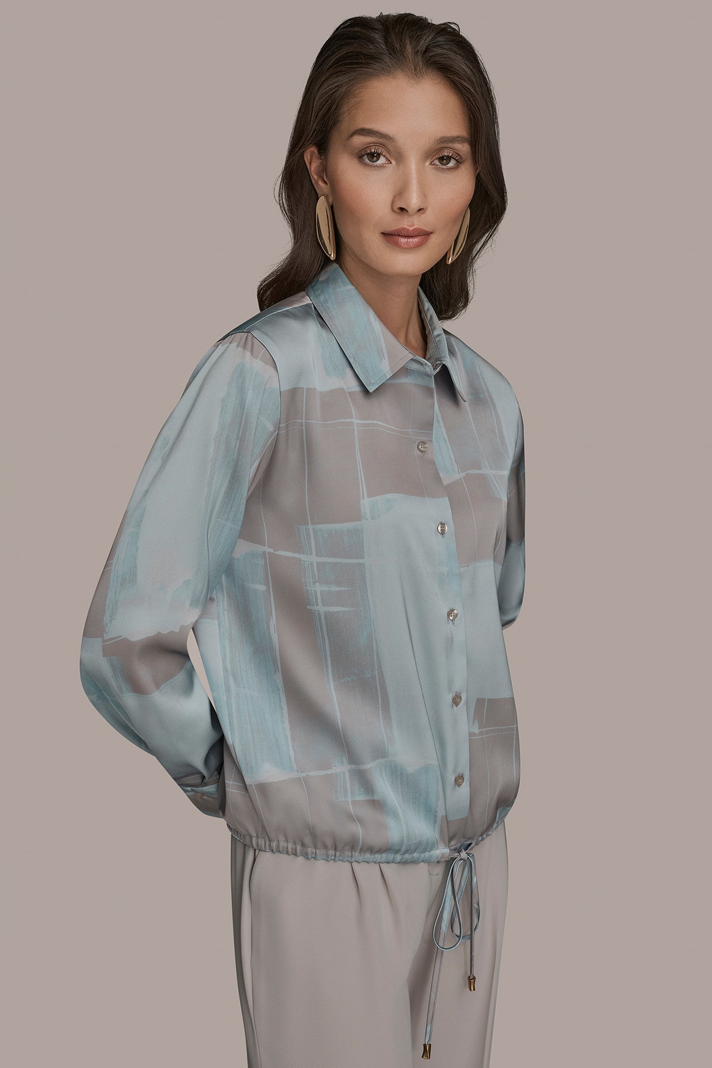 Donna Karan | LONG-SLEEVE PRINTED DRAWSTRING BLOUSE
