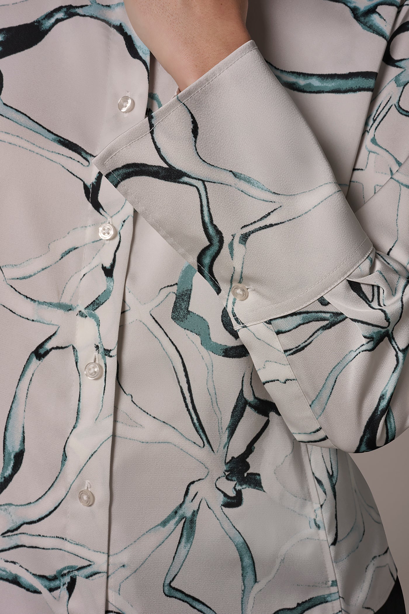 Donna Karan | PRINTED BLOUSE