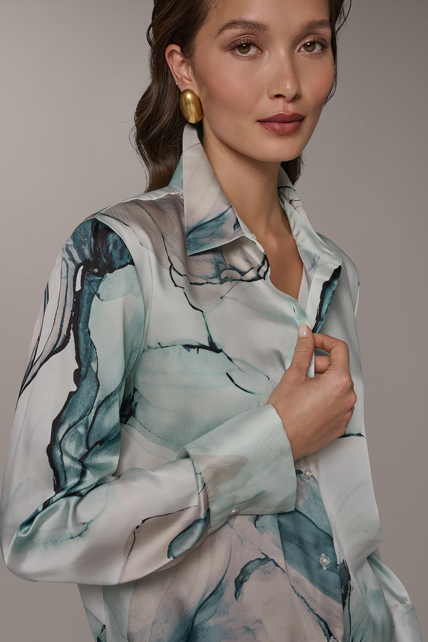 Donna Karan | PRINTED DRAWSTRING HEM BLOUSE