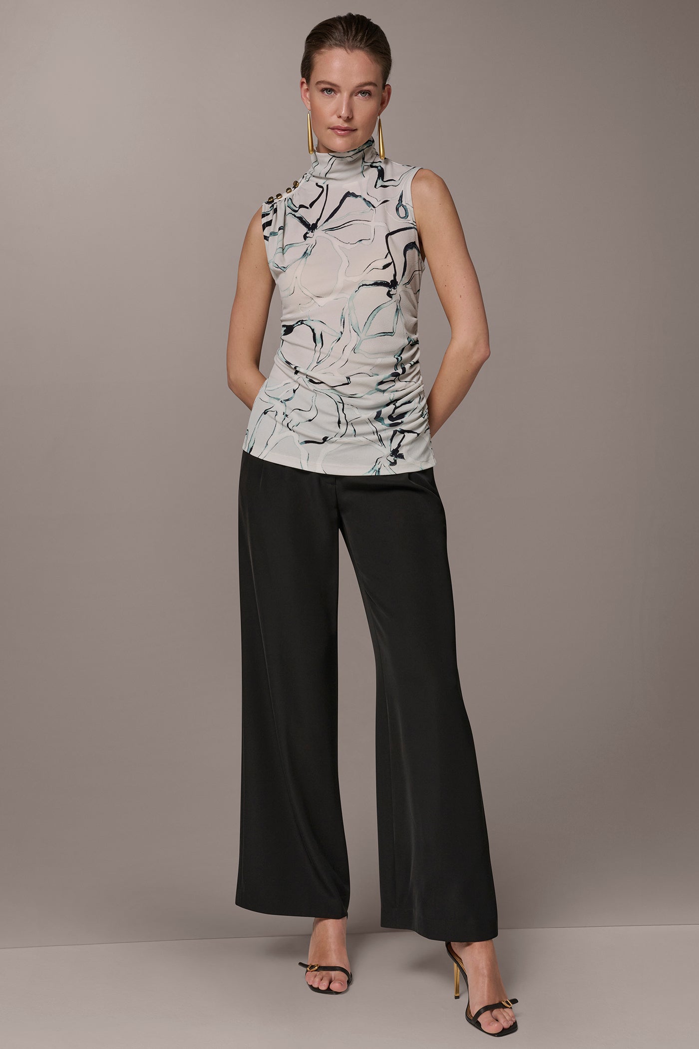 Donna Karan | BUTTON SHOULDER BLOUSE