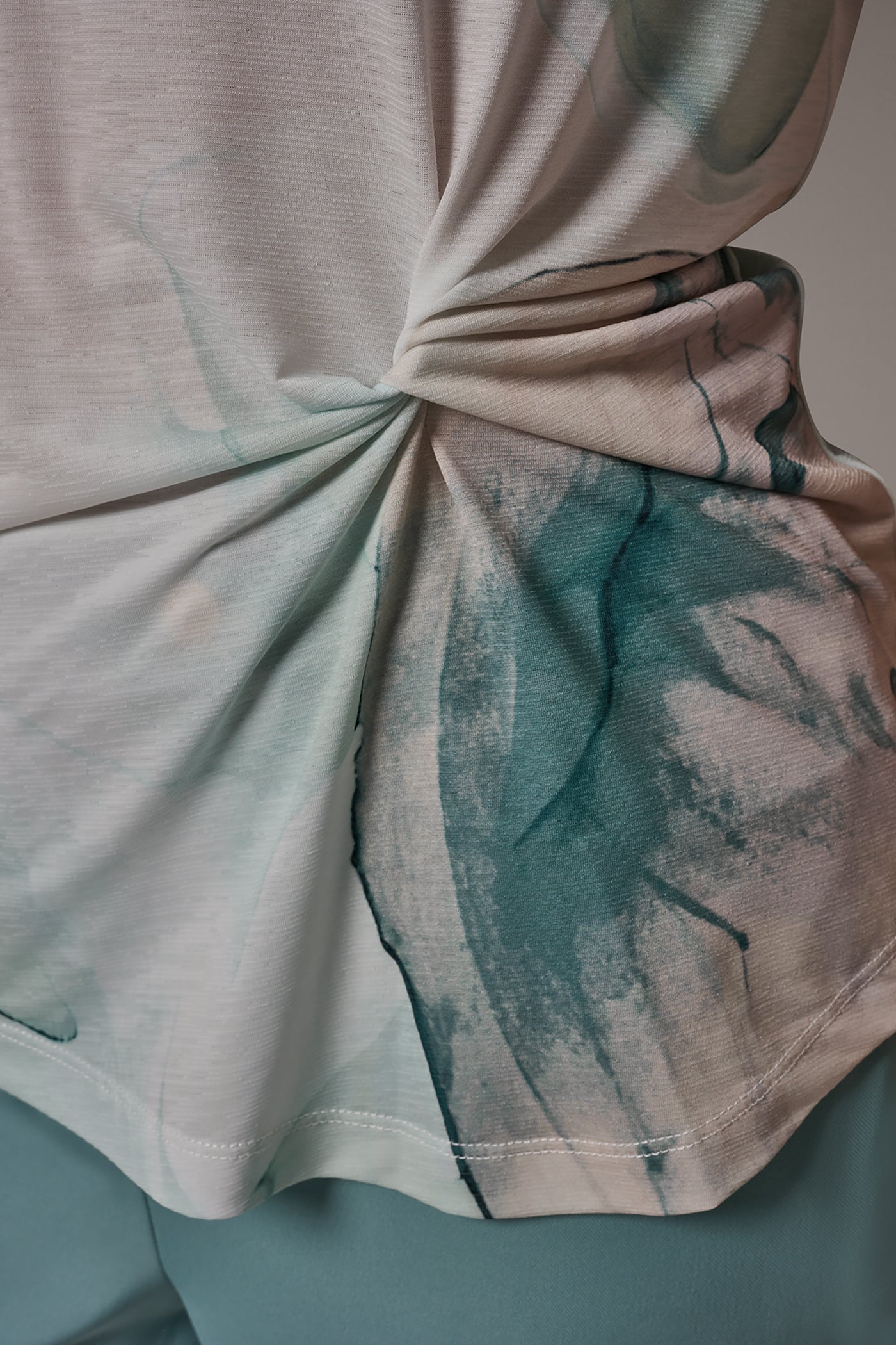 Donna Karan | SHORT-SLEEVE FLORAL SHIRT
