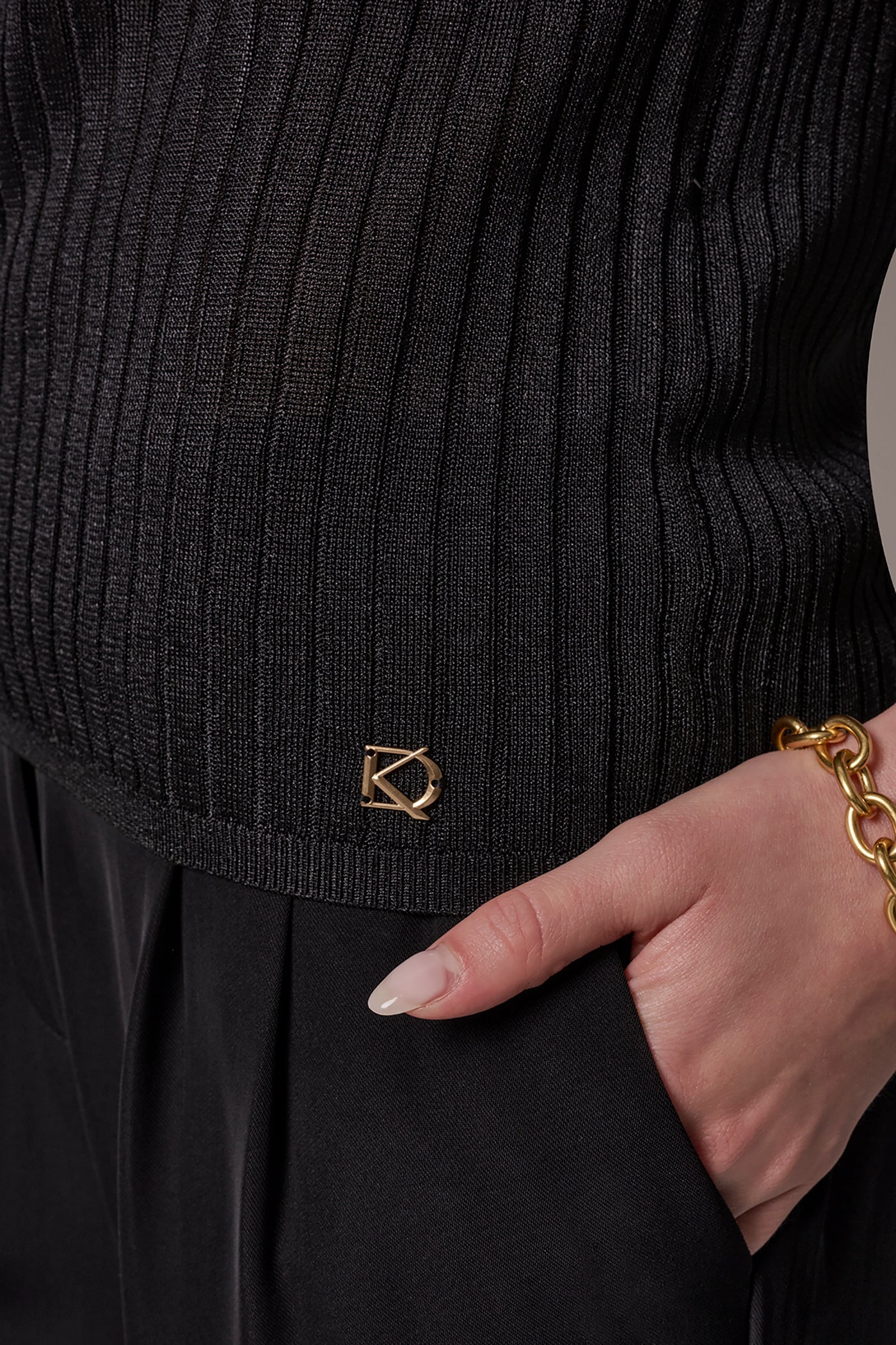 Donna Karan | RIB-KNIT POLO SWEATER
