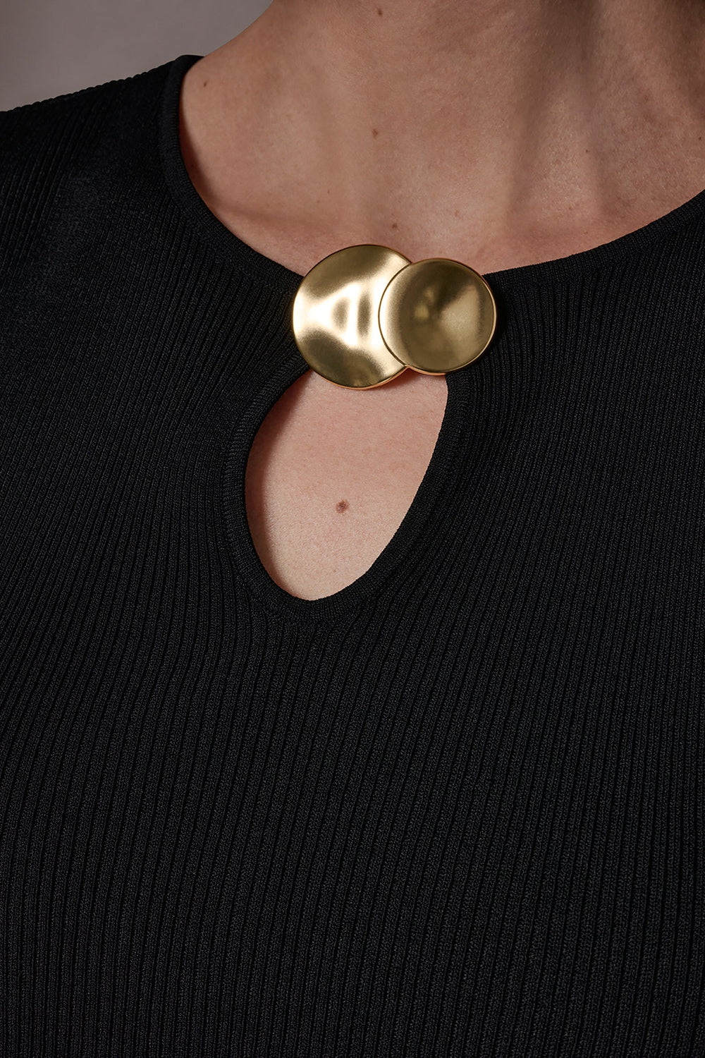 Donna Karan | KEYHOLE RIBBED SWEATER TANK