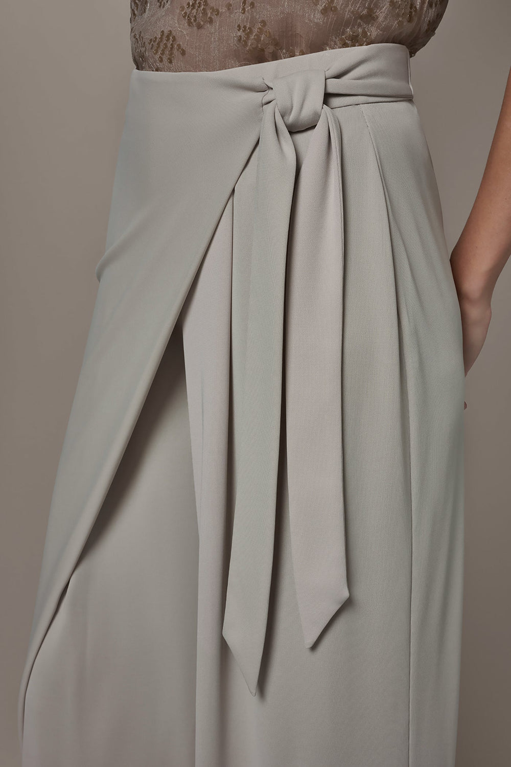 Donna Karan | EXTRA HIGH-RISE WRAP OVERLAY RELAXED PANT